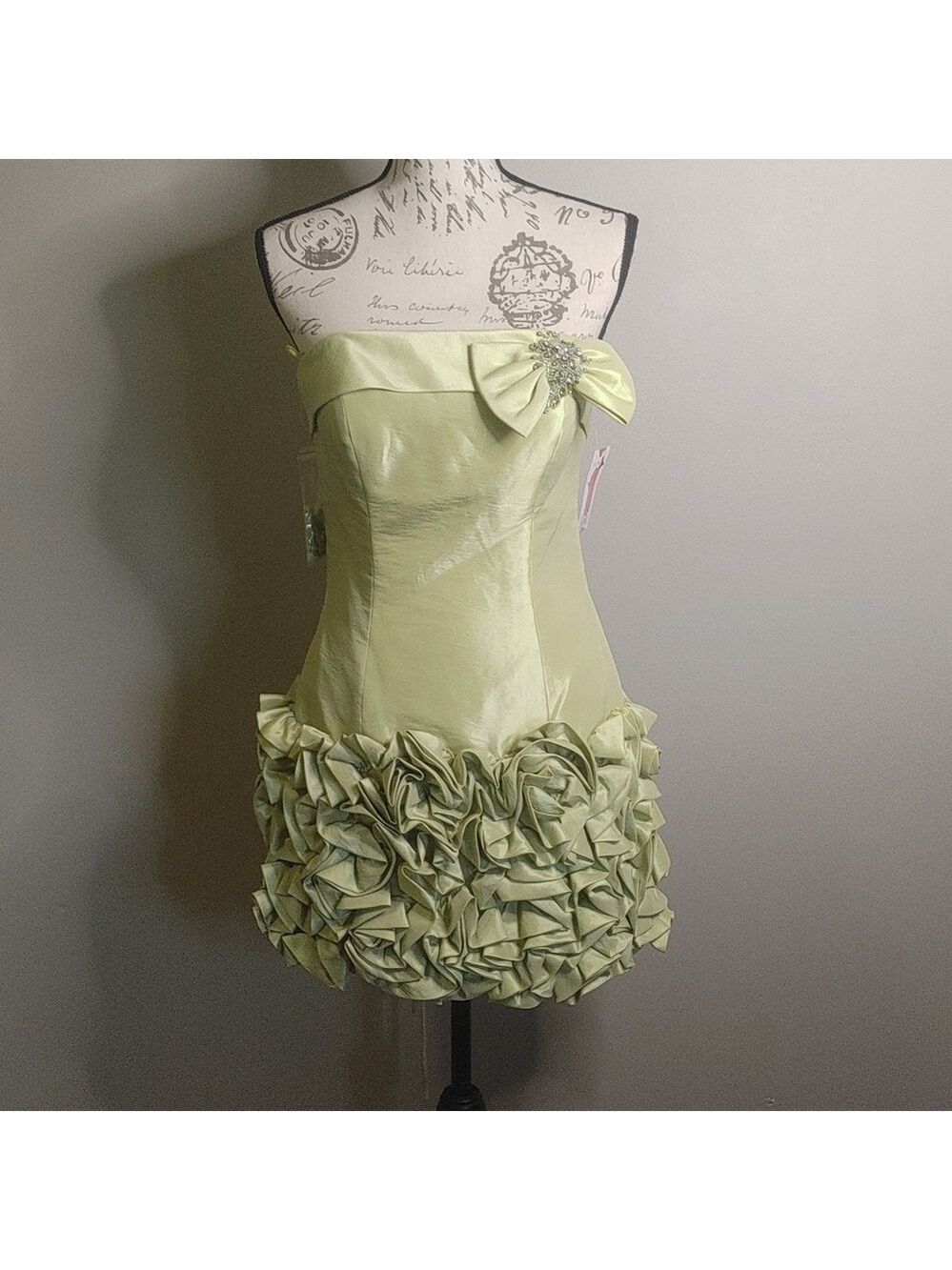NWT Lafee Lime Green Lace Up Back Mini Prom Dress 8